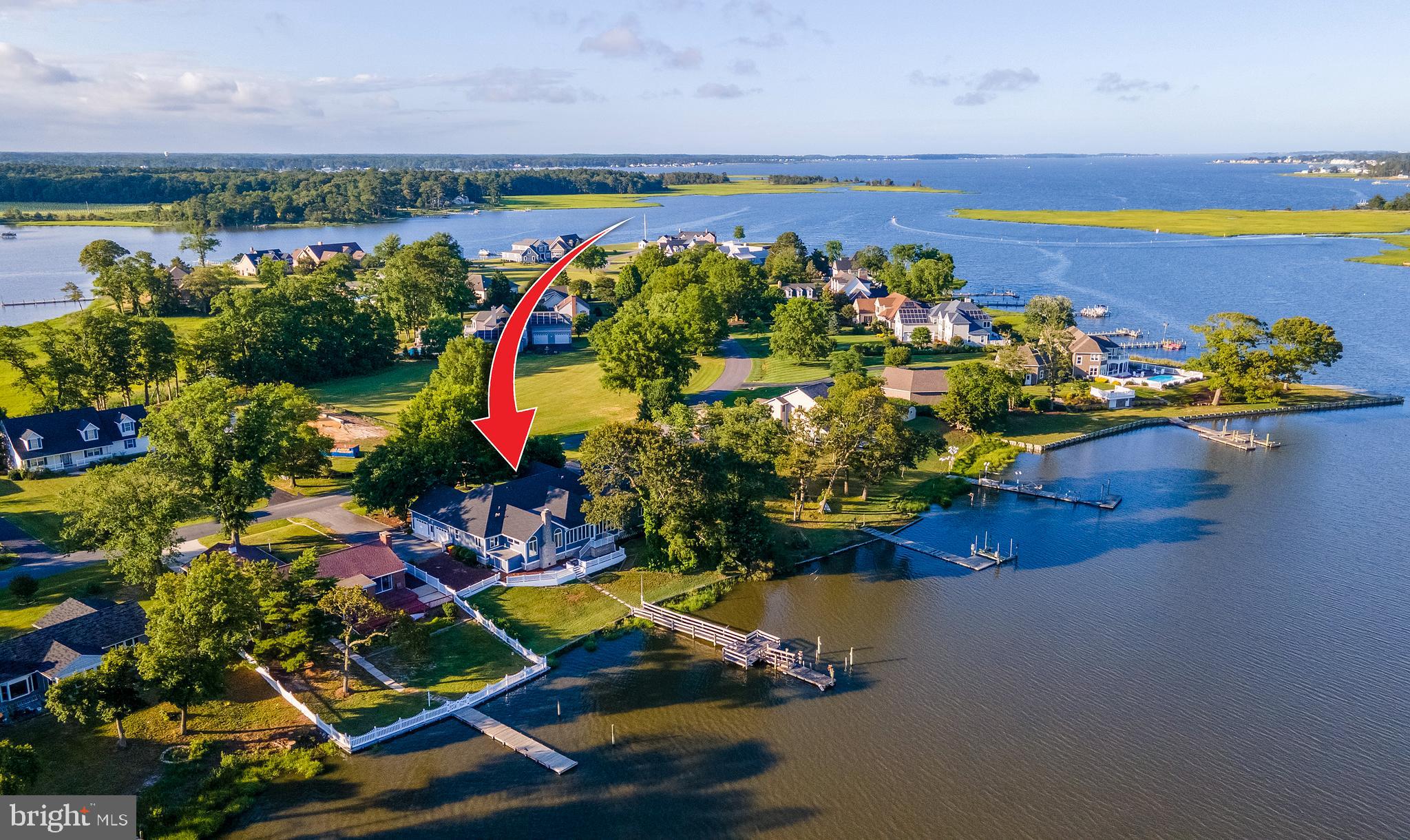 An incredible waterfront opportunity awaits! Located in the desirable community of Point Farm, find 
