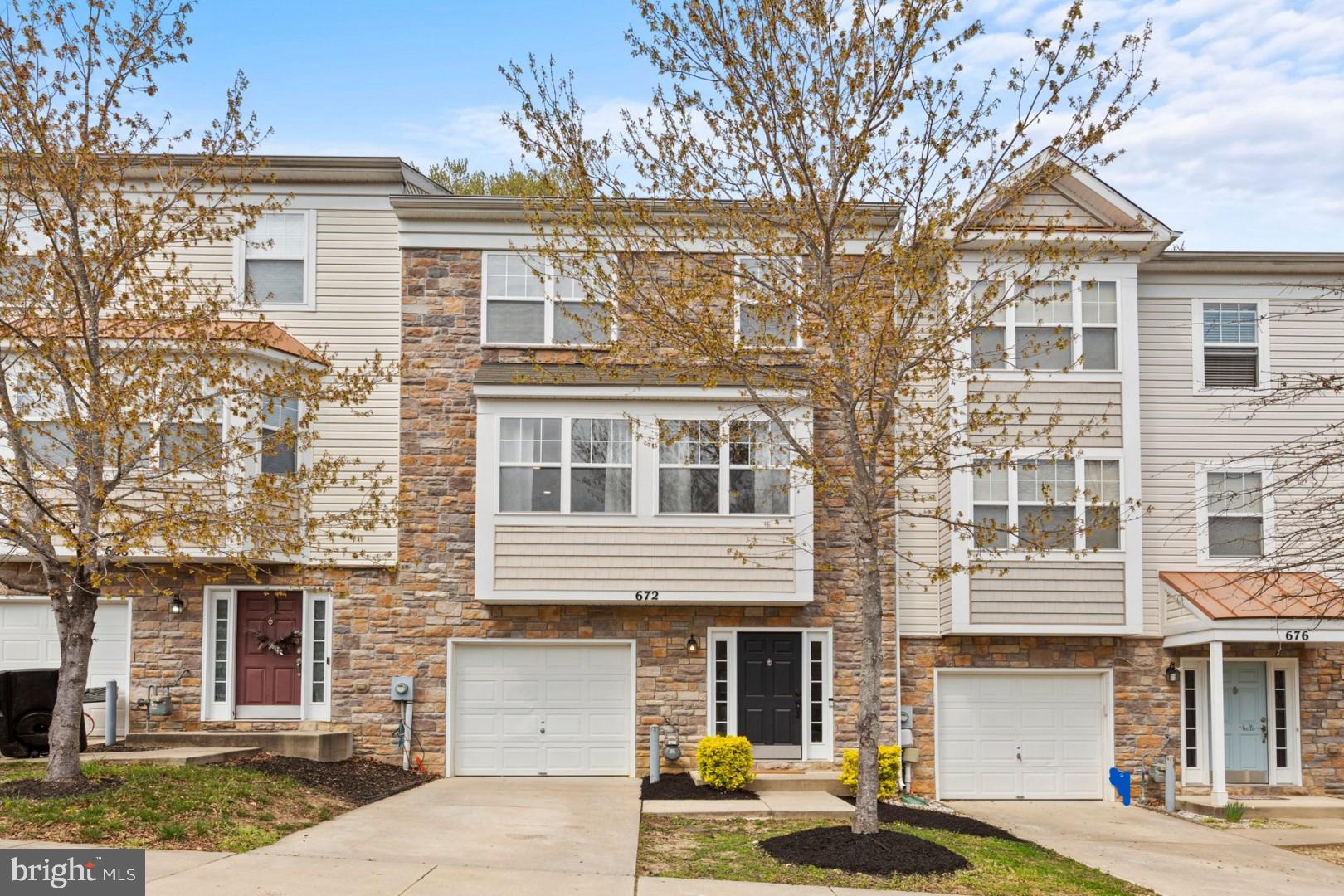 If you've been looking for your move-in-ready, DREAM townhome in Calvert County, this is for you! Th