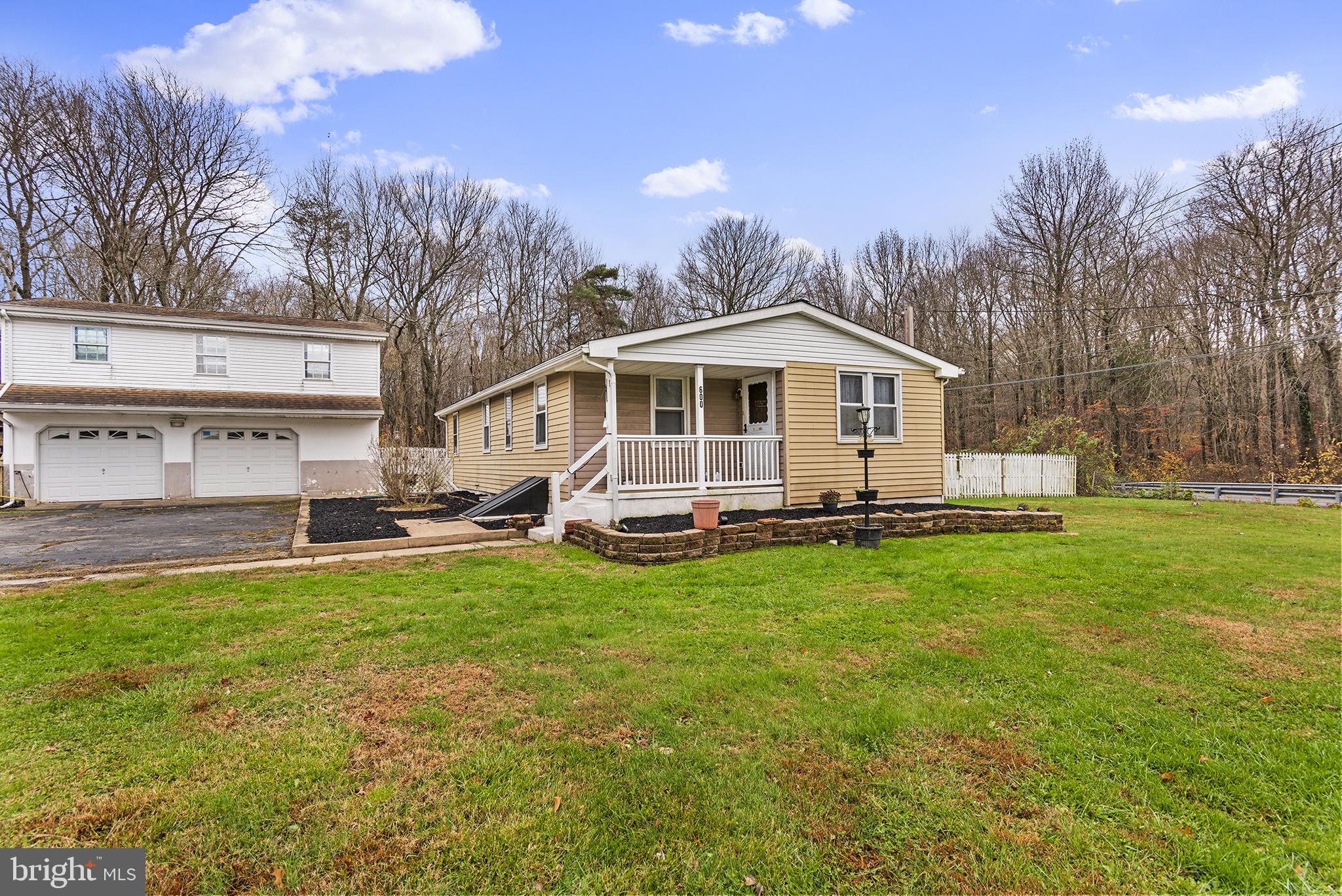 Welcome to this charming raised ranch/rambler style home in Elkton, MD! Boasting 4 bedrooms, 2 bathr